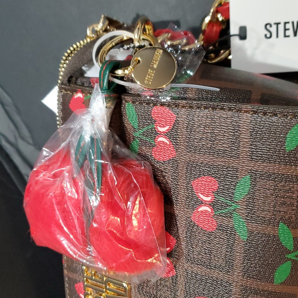 Steve Madden brown plaid checkered cherry print bryder crossbody bag and charm - Picture 4 of 13